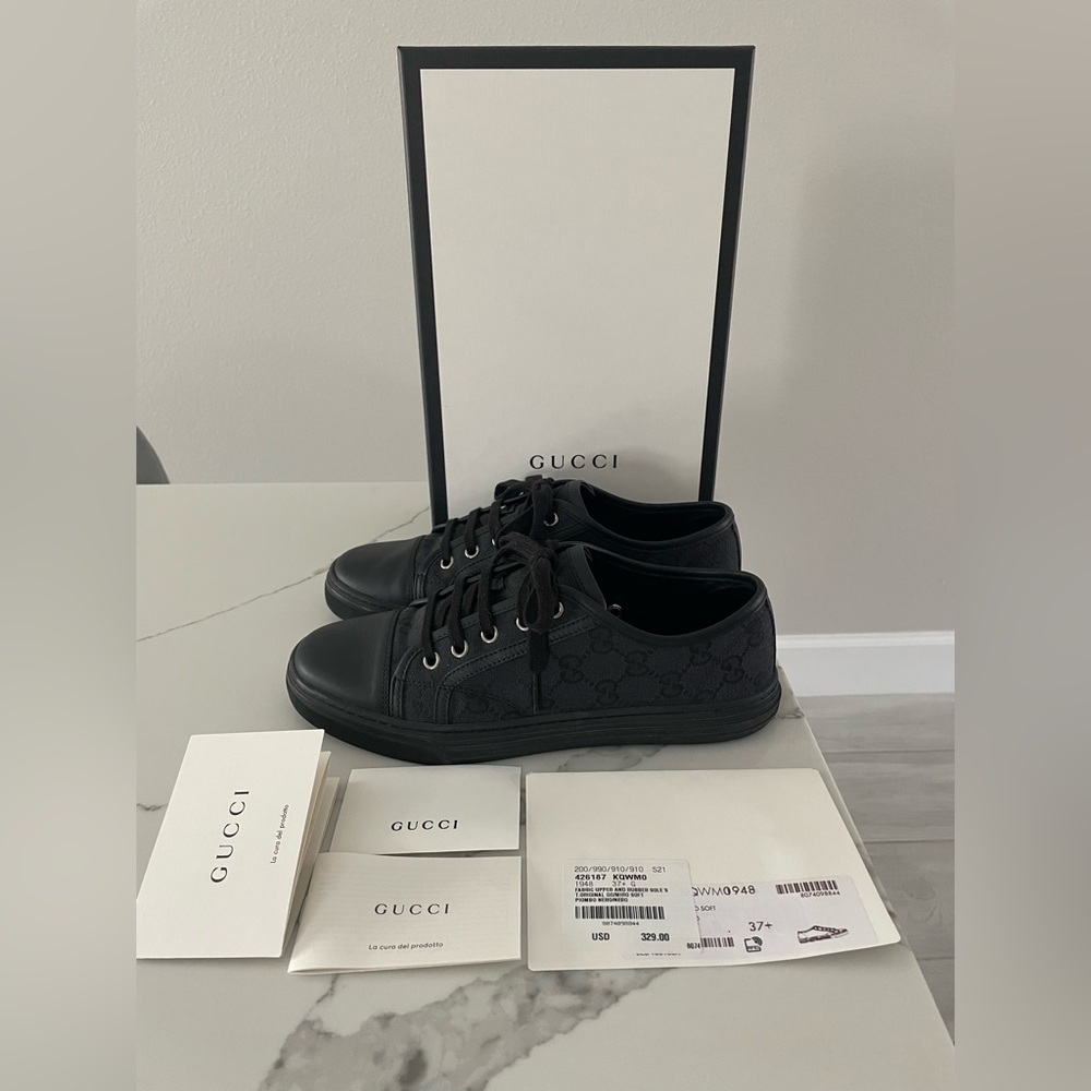 WMNS Gucci Black GG Low Canvas Sneakers Size 37+ MSRP $329.00